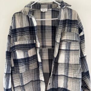 Acoa Navy and grey plaid flannel